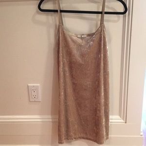 Crushed velvet camel Zara dress